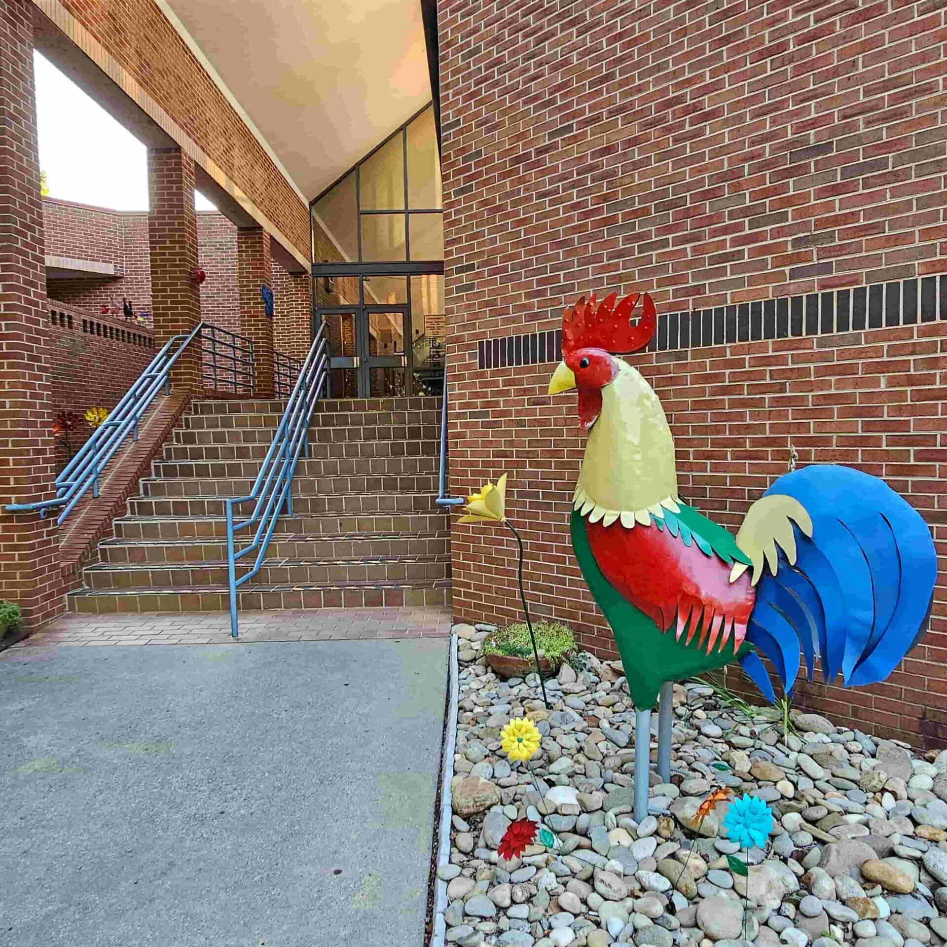 Picture of enterance of DeKalb County Public Library Chamblee Branch with Metro Acupuncture